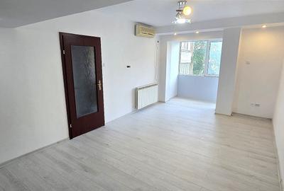 Apartament cu 2 camere semidecomandat, mobilat în P-ța Universității - 4