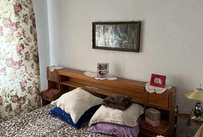 Apartament cu 3 camere decomandat în Caracal - 2