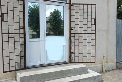 Spațiu comercial, de 15 mp, în Central - 3