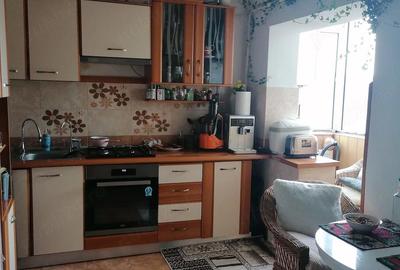 Apartament cu 4 camere decomandat în Dacia - 9