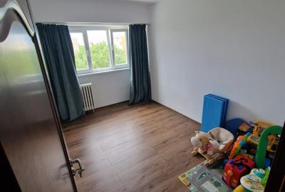 Apartament 4 camere decomandat Berceni Obregia - 2