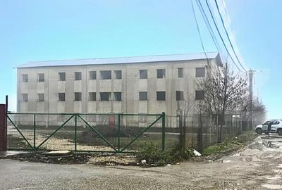 Spațiu comercial, de 549 mp, în Central - 18