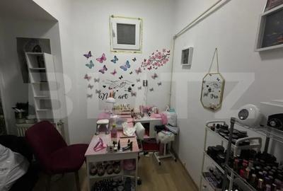 Spațiu comercial, de 190 mp, în Central - 14