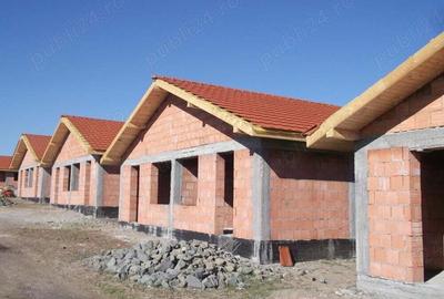Ansamblul de case in Statiunea Turistica Tasnad - 1