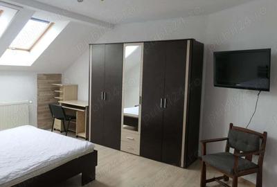 Apartament cu 2 camere decomandat în Central - 2