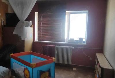 Apartament cu 4 camere decomandat, mobilat în Central - 19