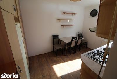 Garsonieră decomandată în Central - 1