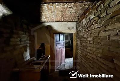 Oportunitate de investitie pe str. Paris, boxa 20 mp - 3