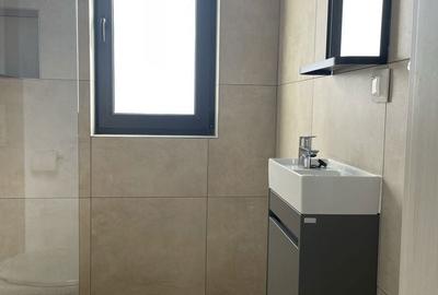 Apartament cu 3 camere decomandat în Florești - 1