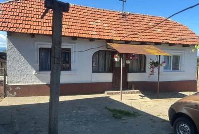 Casă cu Garaj în Șomănești - 15