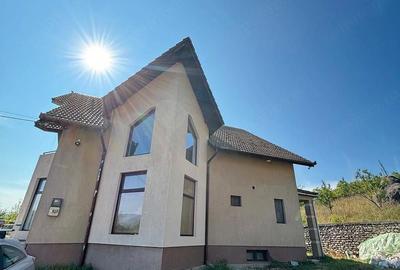 Casă cu 4 camere cu Teren 700 Mp în Fizeș - 7