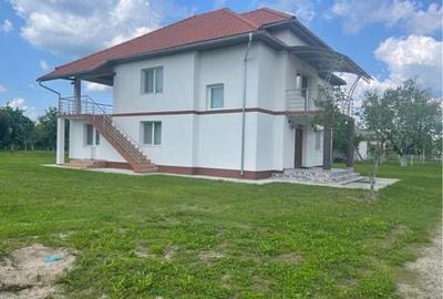 Casă cu 4 camere cu Teren 500 Mp în Remecioara - 6