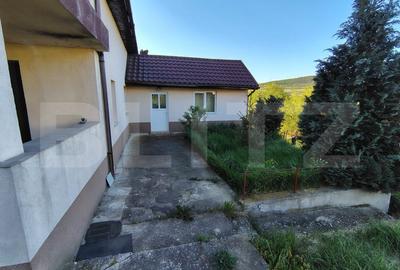 Casă individuală cu 4 camere cu Garaj în Vâlcele - 1
