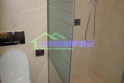 Apartament cu 3 camere decomandat în Km 5 - 15