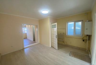 Casa in zona Calea Aradului, 2 camere, 60 mp utili, potrivit pt birouri - 1