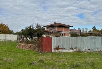 Teren de 560 mp, în Frumușani - 3