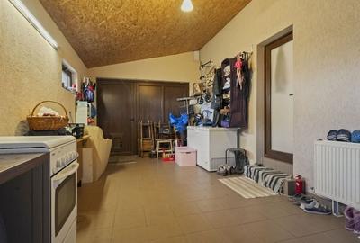 Casă P+1+M I curte 500 mp — Comision 0 - 22