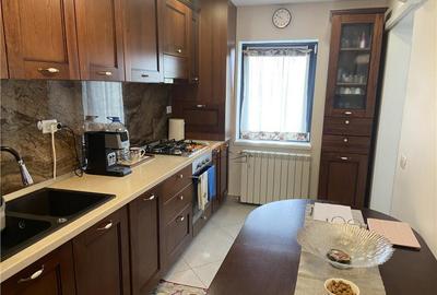 Apartament 2 camere ,54 mp, zona Mausoleu Sud - supermarket - 2