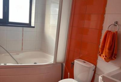 Casă cu 5 camere cu Canalizare în Tomis I