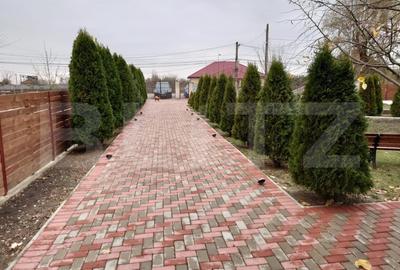 Casa 4 camere, 200 mp util, 1300 mp teren, Sculeni - 1