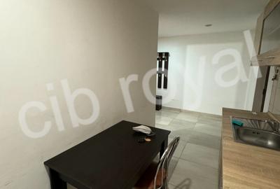 Garsoniera Sos. Colentina 70,vizavi de scoala 39,la 3 min. Mc Donald's - 7