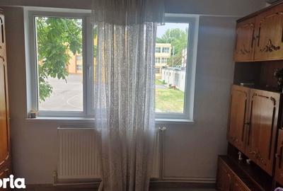 Apartament cu 2 camere decomandat, mobilat în Viziru 3 - 3