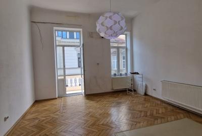 Primaria Capitalei - Brezoianu 2 camere et.1 nemobilat 69 mp, centrala proprie