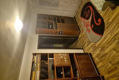 Apartament 3 camere de vanzare , Etaj 2 Bal?, str. Nicolae Balcescu nr. 177 - 3