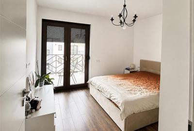 Apartament cu 4 camere decomandat, mobilat în Aeroport