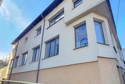 Cladire comercial , productie, birouri Pitesti - 1