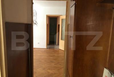 Apartament cu 3 camere semidecomandat în Micro 16 - 2
