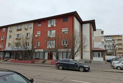 Apartament cu 3 camere decomandat în Central - 2