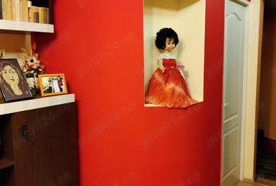 Apartament cu 3 camere decomandat în Criș - 3