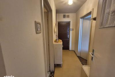 Garsonieră decomandată în Central - 6