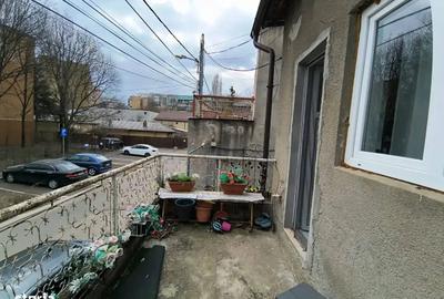 Casă cu 6 camere cu Canalizare în Militari - 4