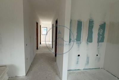 Casă cu 4 camere cu Teren 300 Mp în Central - 8