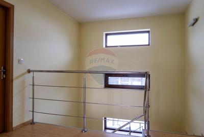 Casă cu 5 camere cu Teren 420 Mp în Dobroești - 17