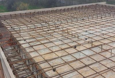 Casă cu 4 camere cu Teren 1000 Mp în Central - 11