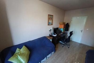 Apartament cu 3 camere decomandat în Telegrafului - 4