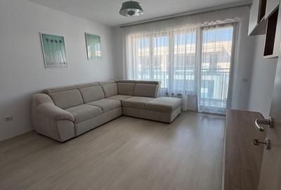 Apartament cu 3 camere decomandat, mobilat în Central