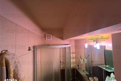 Apartament cu 2 camere decomandat în Universitate