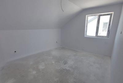 Casă cu 4 camere în Vârteju - 1