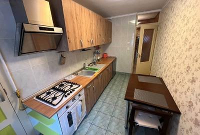Apartament cu 3 camere decomandat în Răcădău - 5