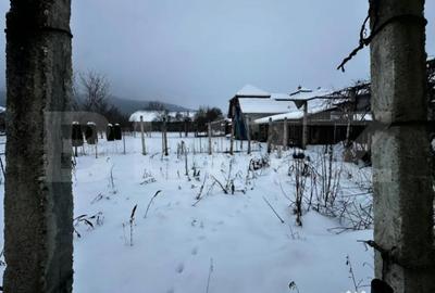 Casă cu 6 camere cu Teren 800 Mp în Central - 4