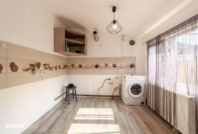 Casă cu 5 camere cu Teren 3055 Mp în Central - 8