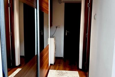 3 camere .. model decomandat ..  zona Lipovei .. etajul 3 - 5