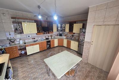 Casă cu 4 camere în Lucian Blaga - 14