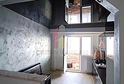 Apartament cu 3 camere decomandat în Apollo - 12