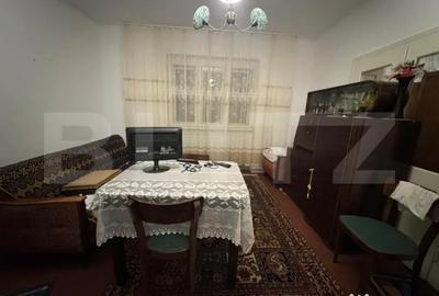 Casă cu 5 camere cu Teren 657 Mp în 700 - 8