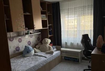 Apartament cu 3 Camere Decomandate Zona Burdujeni Apartament cu 3 Camere Decomandate Zona Burdujeni - 1
